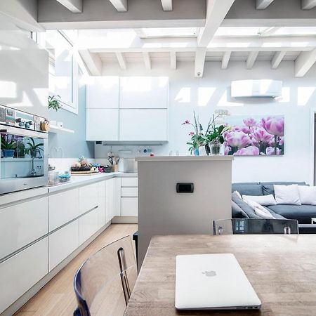 コモJoivy Isotta'S House With 2 Cosy Balconiesアパートメント エクステリア 写真